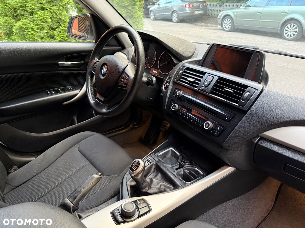 BMW Seria 1 116d - 11