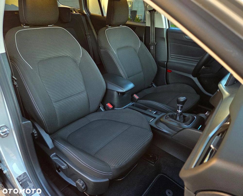 Ford Focus 1.0 EcoBoost Titanium X - 25