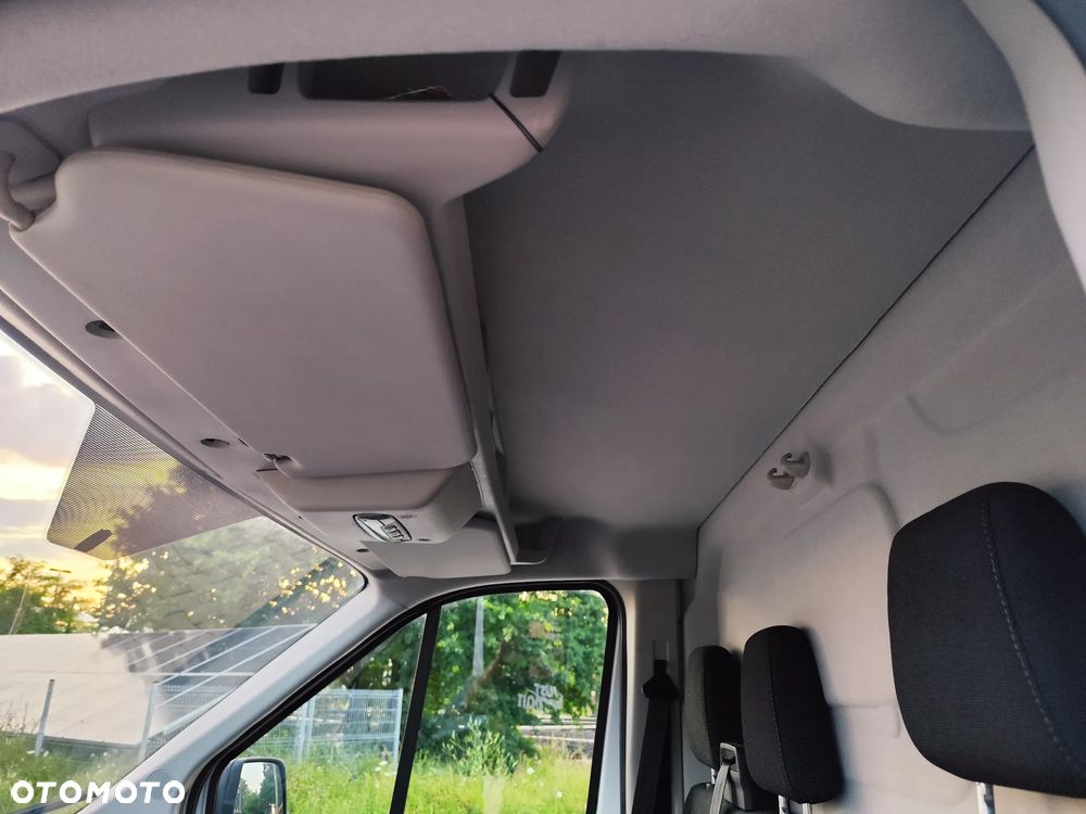 Ford Transit - 23