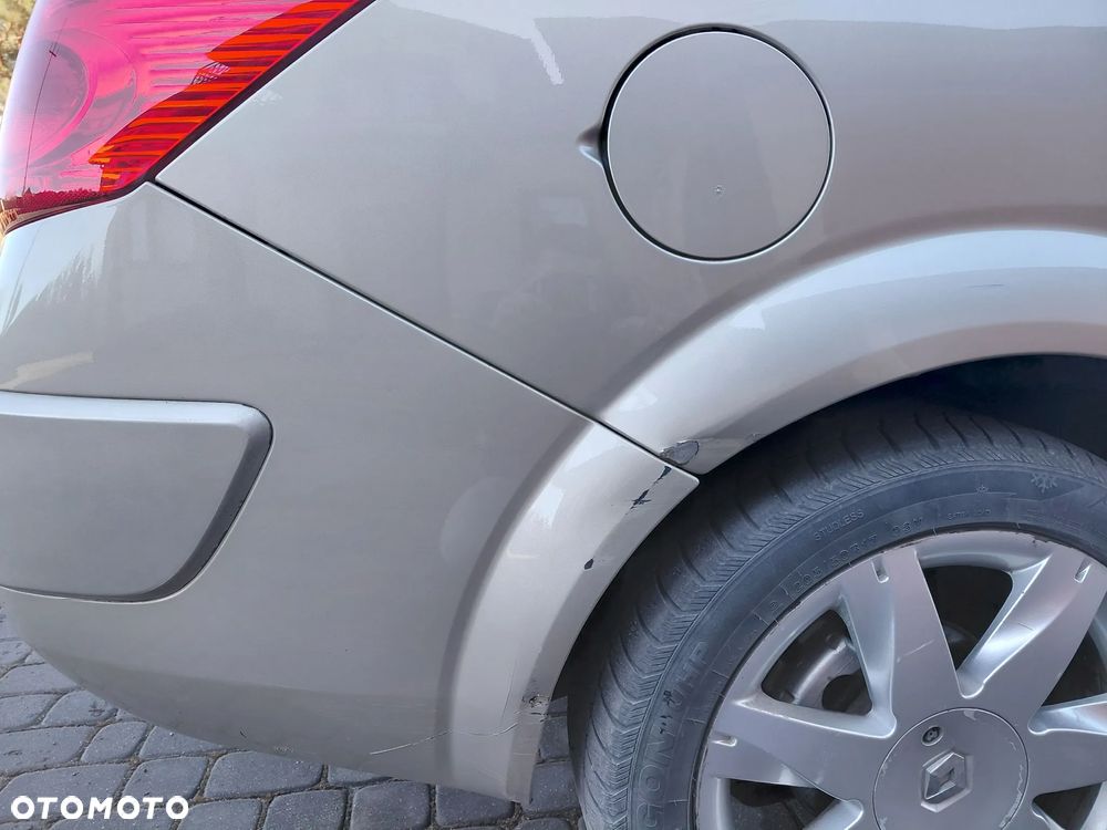 Renault Megane 2.0 Turbo Dynamique - 12