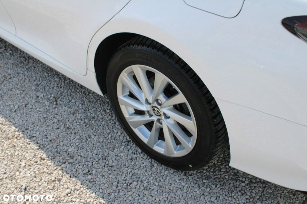 Toyota Camry - 9
