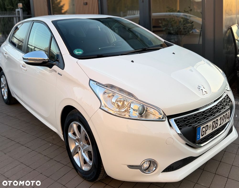 Peugeot 208 82 VTI Allure - 15