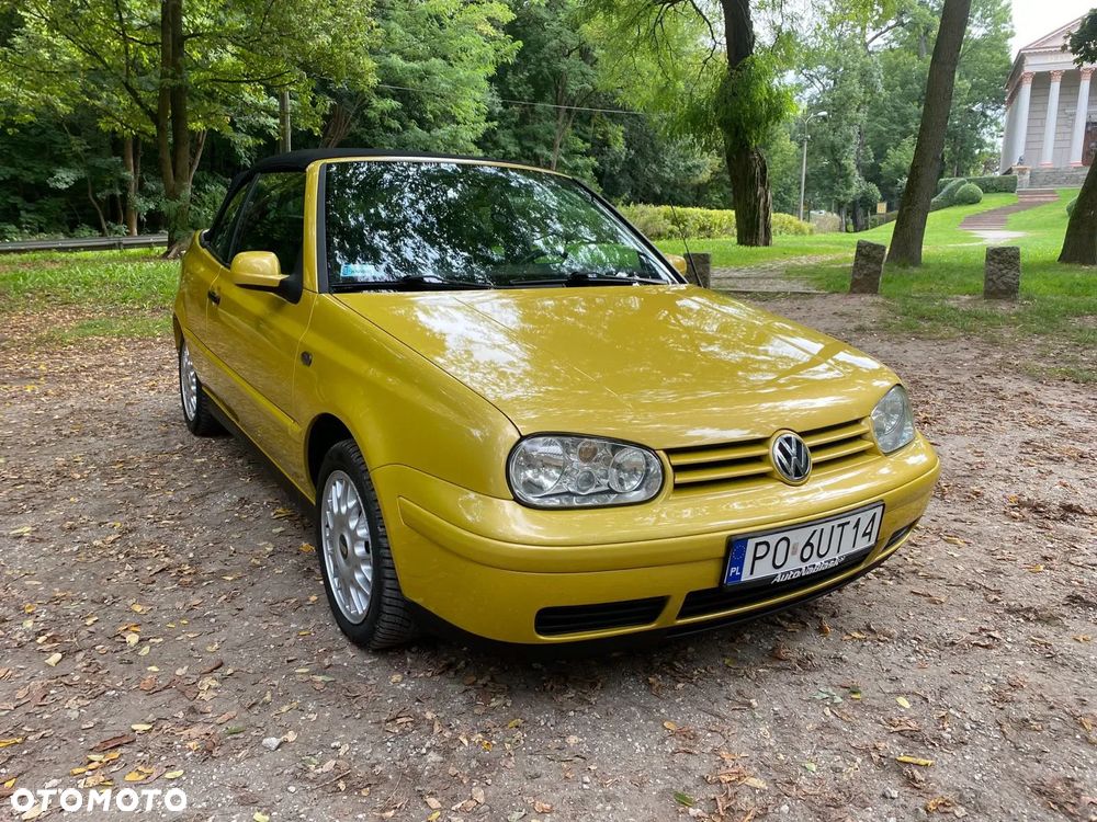 Volkswagen Golf - 2
