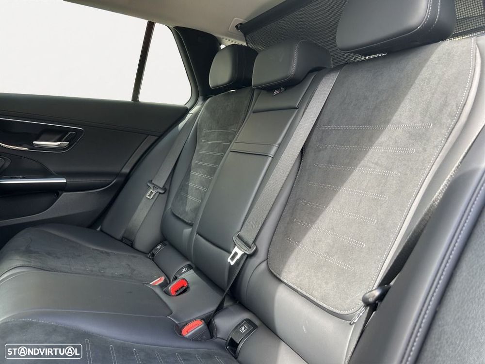 Mercedes-Benz C 300 - 15