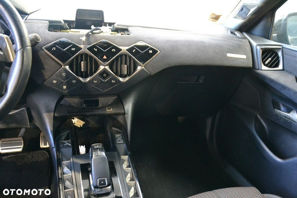 DS Automobiles DS 3 - 15