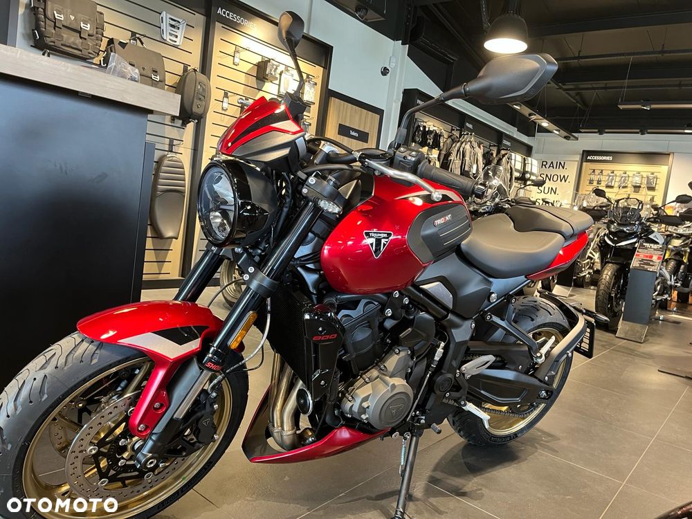 Triumph Trident - 5