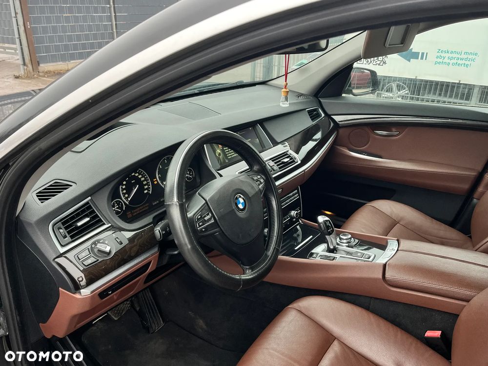 BMW 5GT - 14