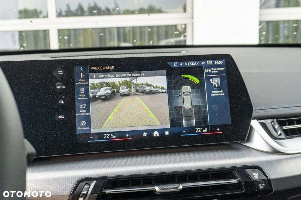 BMW X1 sDrive18i - 23