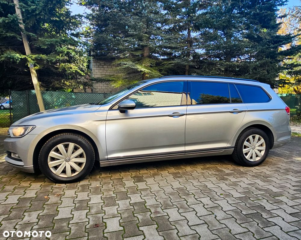 Volkswagen Passat 1.6 TDI BMT Comfortline - 4