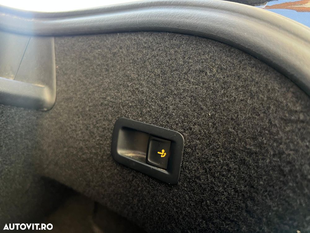 Volkswagen Passat - 10