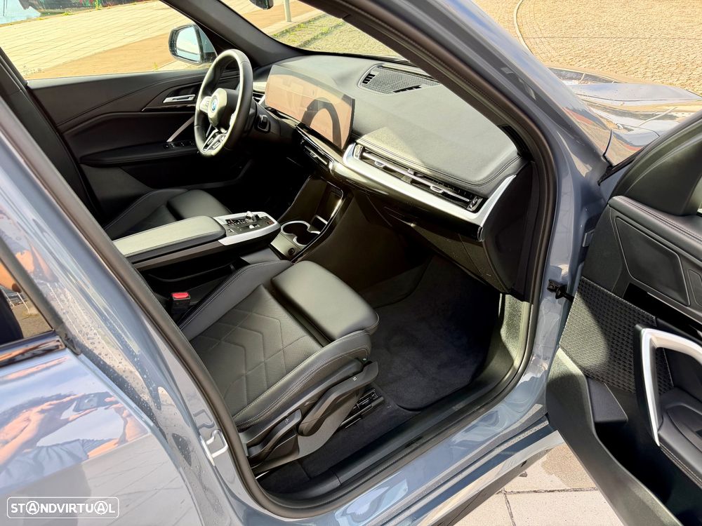 BMW iX1 - 6
