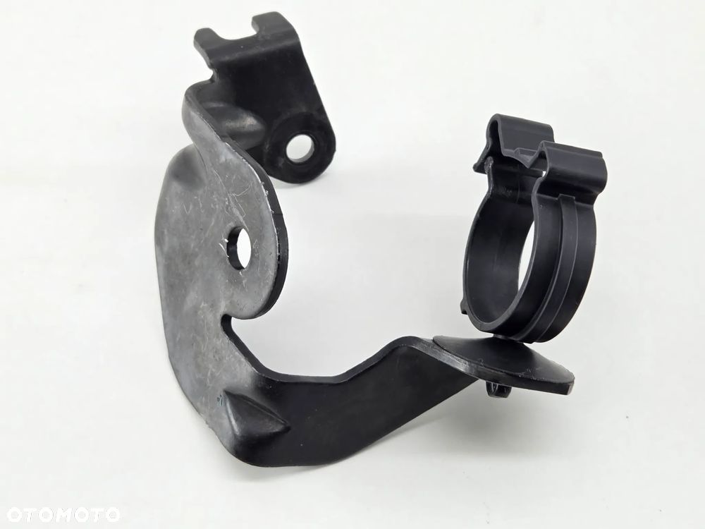 BMW E81 E87 LCI E90 E91 Wspornik przewodu płynu chłodzącego 7558481 - 8