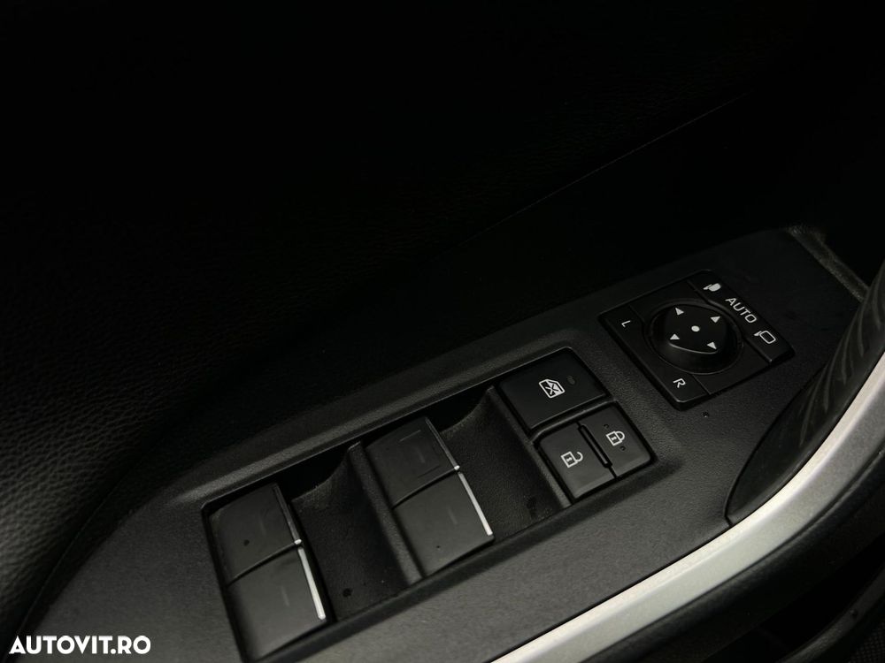 Toyota RAV4 - 27