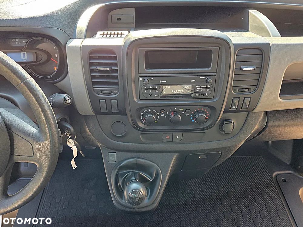 Renault TRAFIC - 25