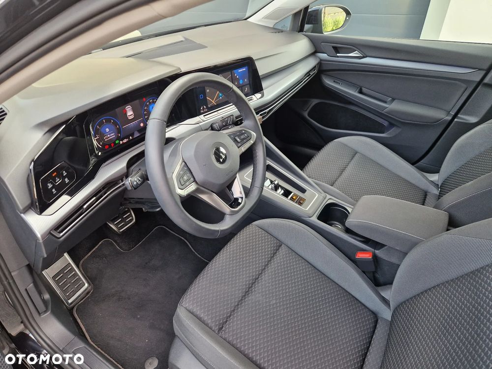 Volkswagen Golf 2.0 TDI SCR DSG Active - 29