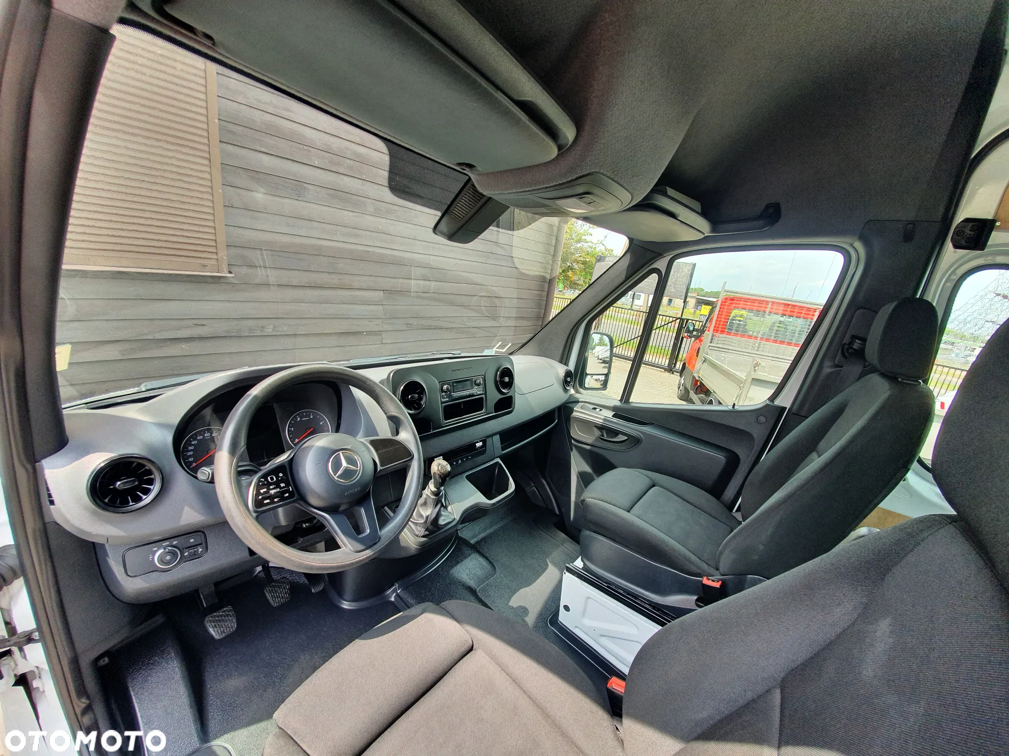 Mercedes-Benz SPRINTER - 20