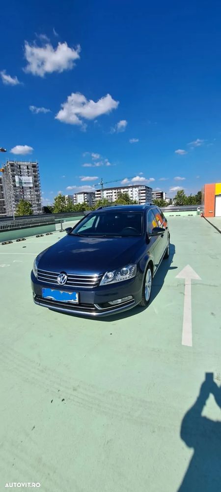 Volkswagen Passat 2.0 TDI DPF DSG Comfortline - 1