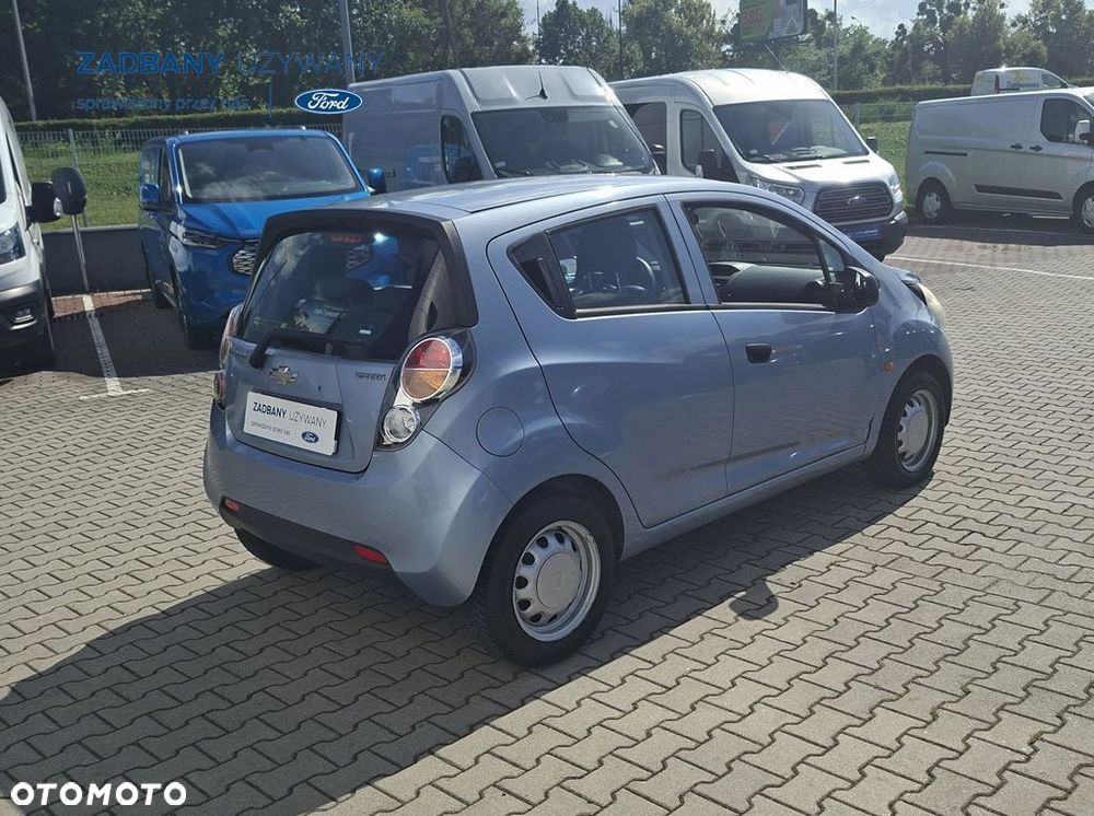 Chevrolet Spark 1.0 Base+ - 4
