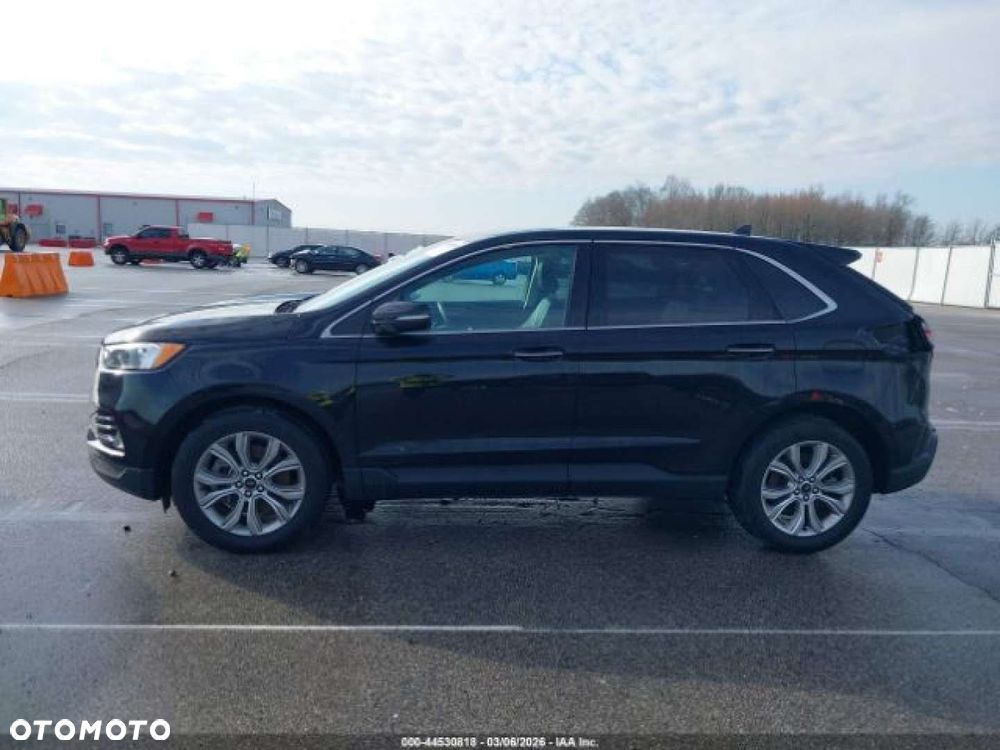 Ford Edge - 6