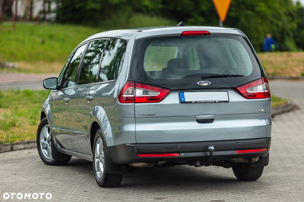 Ford Galaxy 2.2 TDCi Titanium - 14