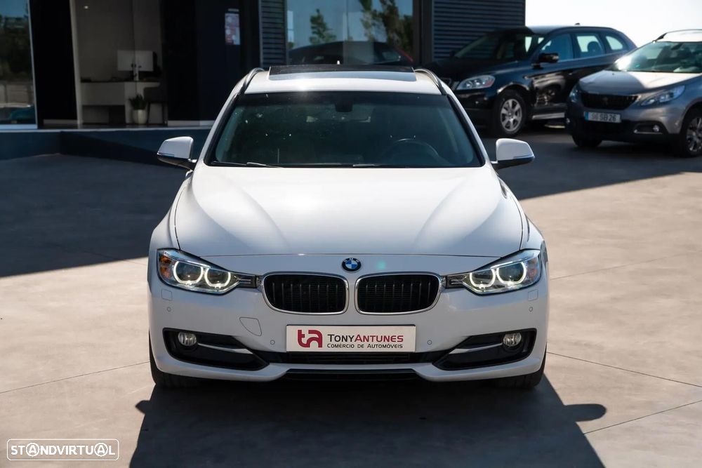 BMW 320 d Auto Line Sport - 14