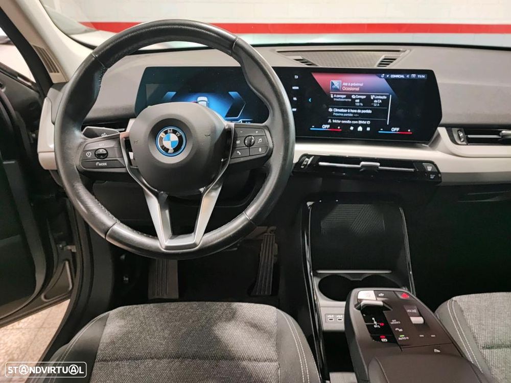 BMW X1 xDrive25e - 8