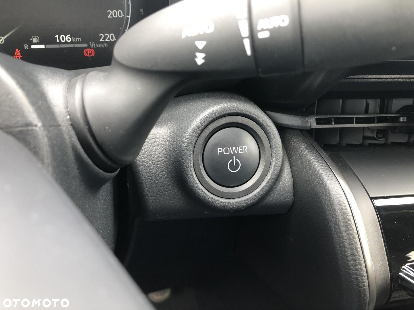 Toyota C-HR - 27