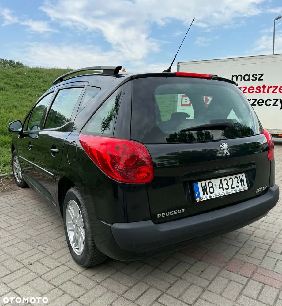 Peugeot 207 1.4 Millesim 200 - 5