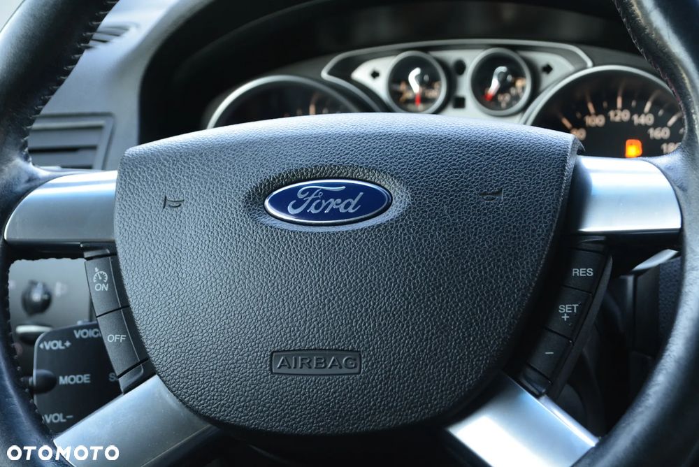 Ford Kuga 2.0 TDCi Titanium - 33