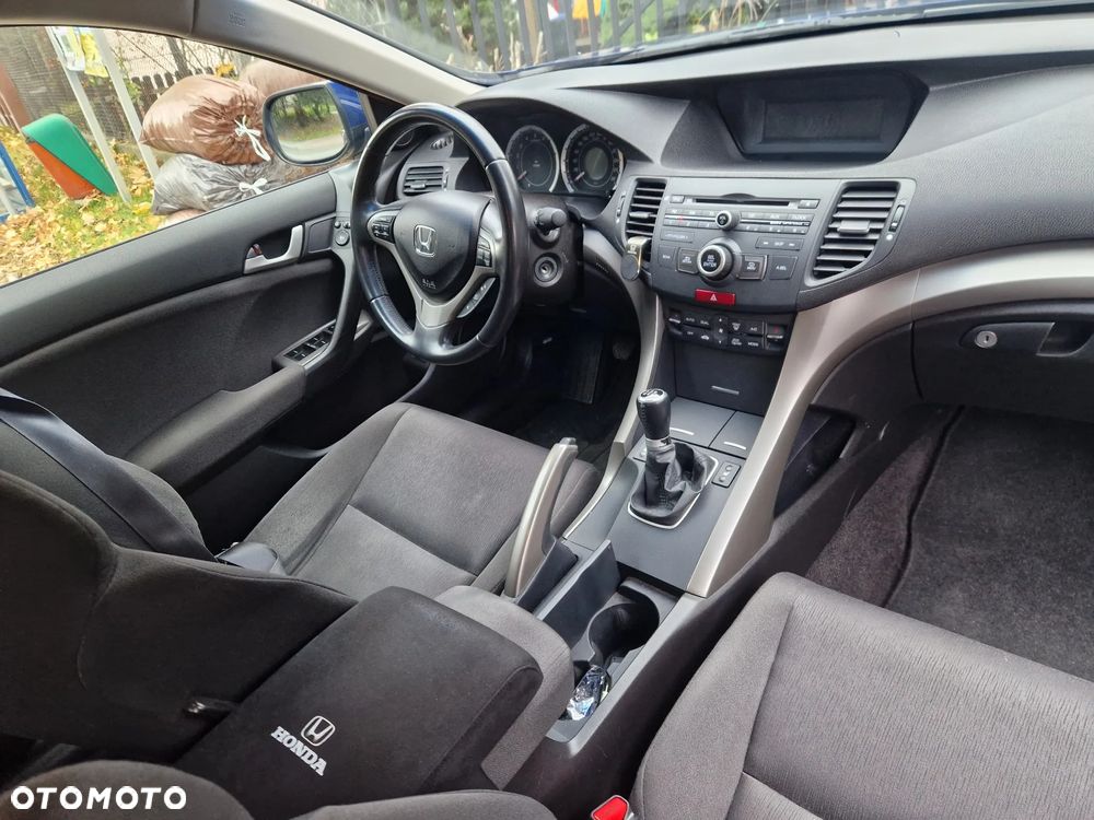 Honda Accord 2.0 Executive - 7