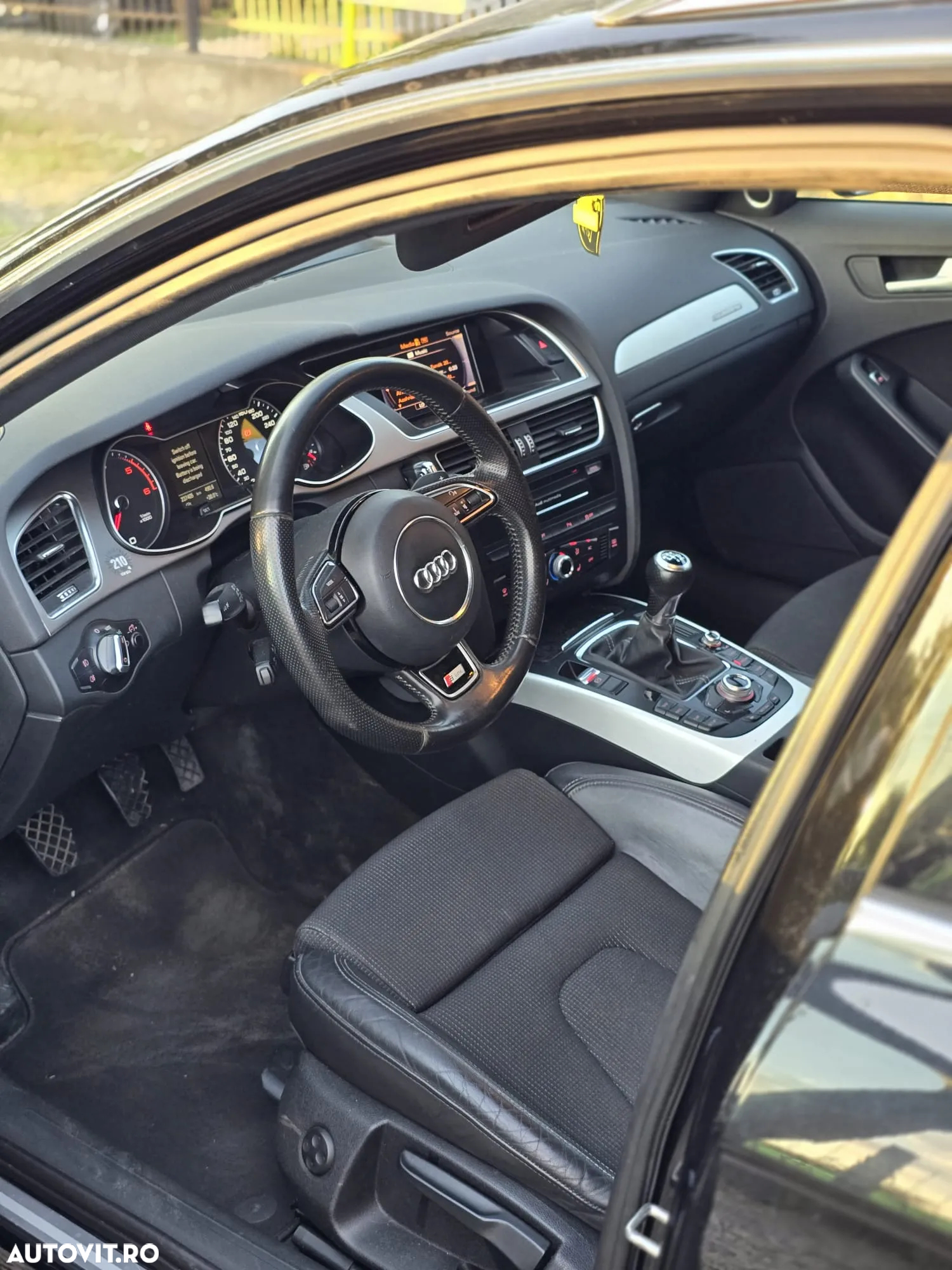 Audi A4 Avant 2.0 TDI quattro - 10
