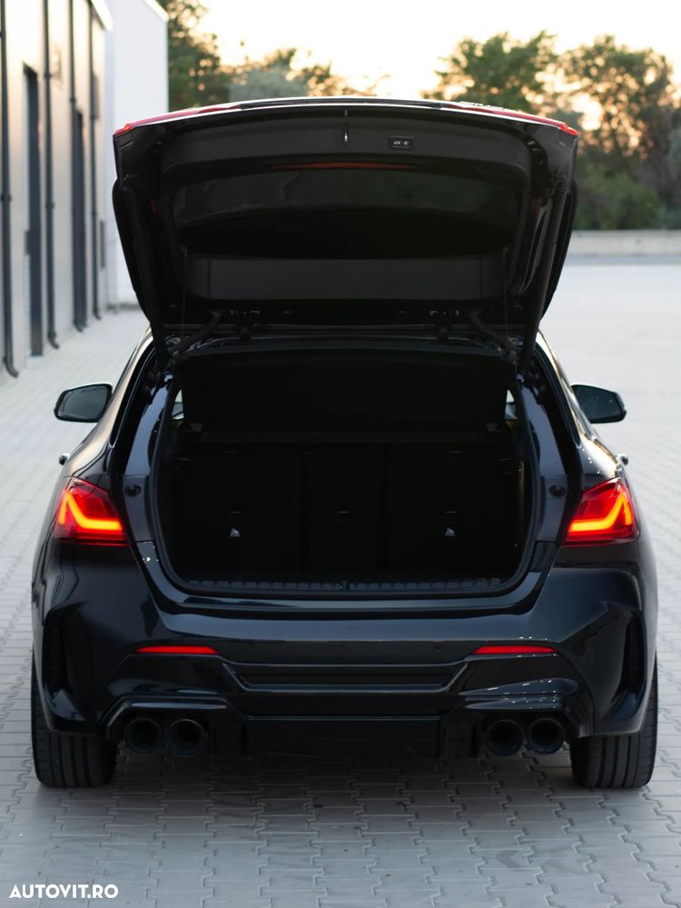 BMW M1 M135i xDrive - 18