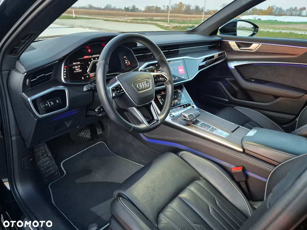 Audi A6 Avant 40 TDI quattro S tronic S line - 16