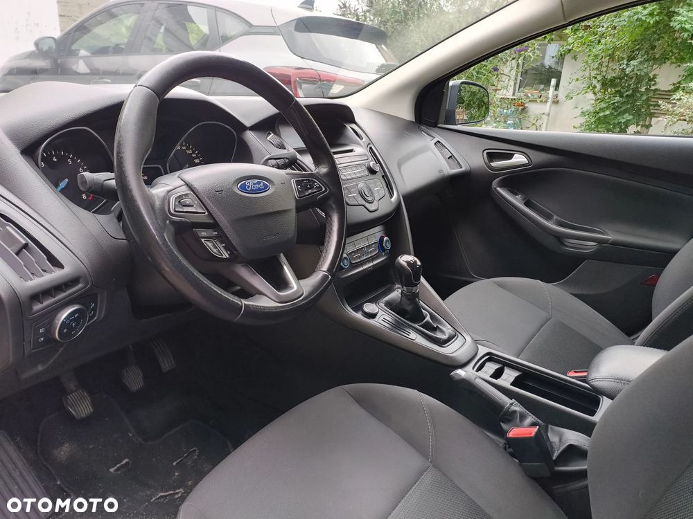 Ford Focus 1.6 Gold X - 11