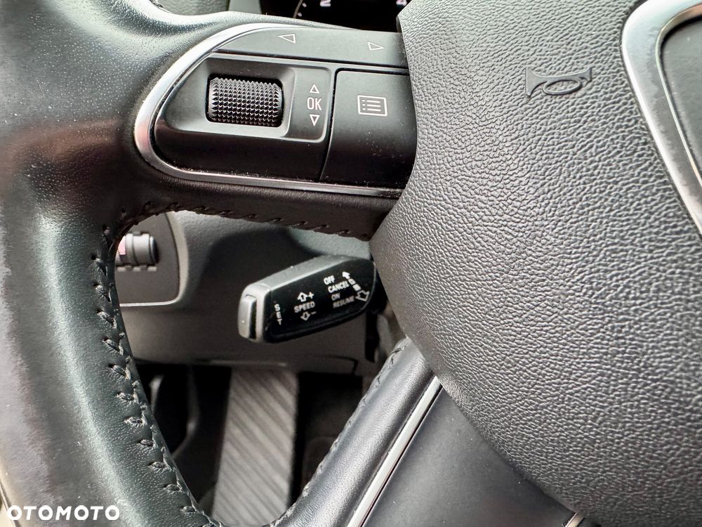 Audi Q3 2.0 TDI Design - 17