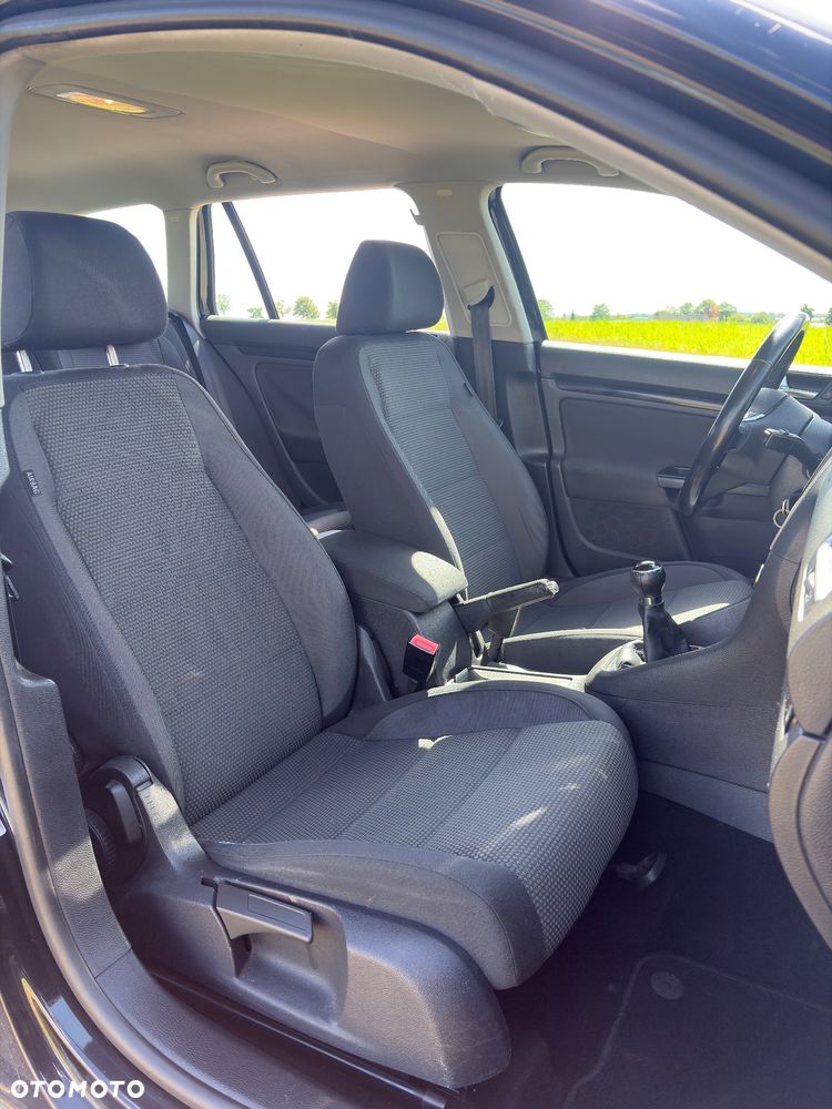 Volkswagen Golf 1.4 TSI Highline - 35