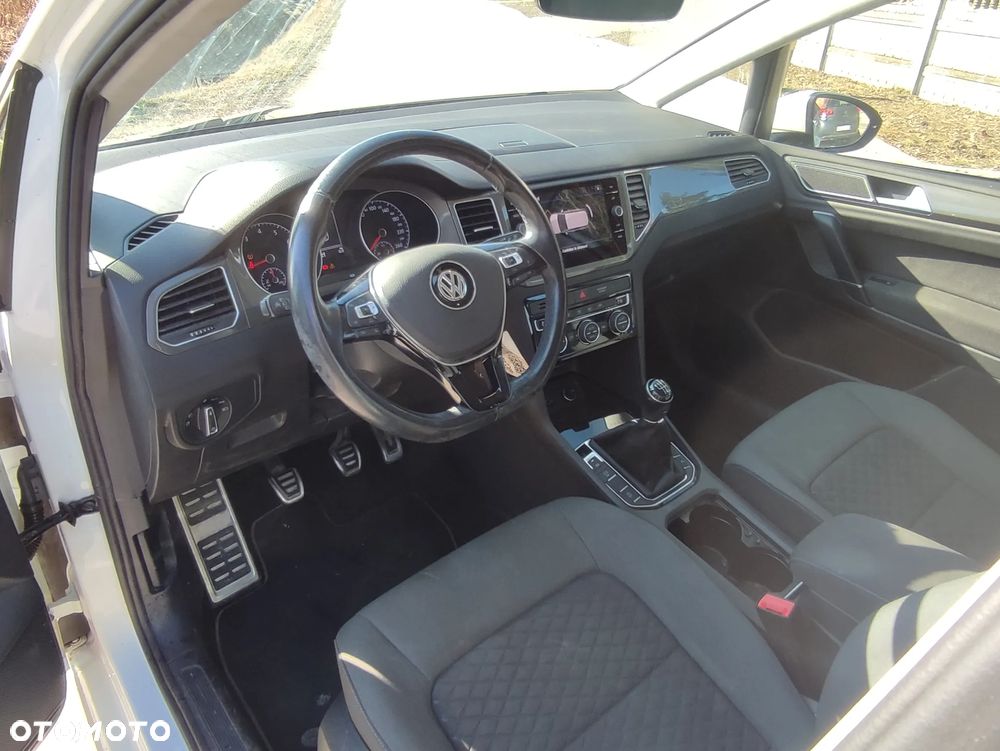 Volkswagen Golf 1.6 FSI Comfortline - 9