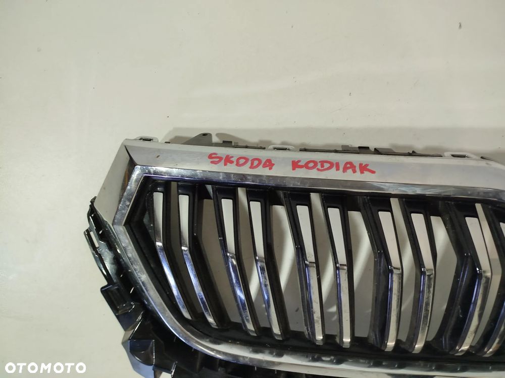 Grill atrapa chłodnic SKODA KODIAQ 16-20 - 2