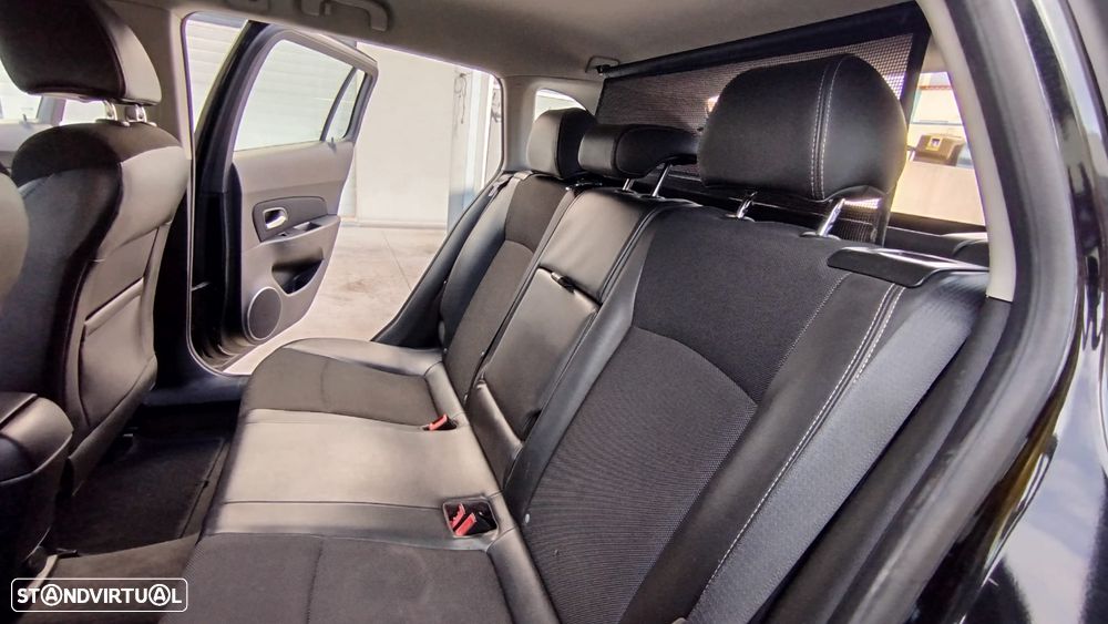 Chevrolet Cruze SW 1.7 VCDi LTZ - 27