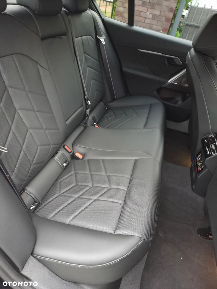 BMW Seria 5 520i - 19