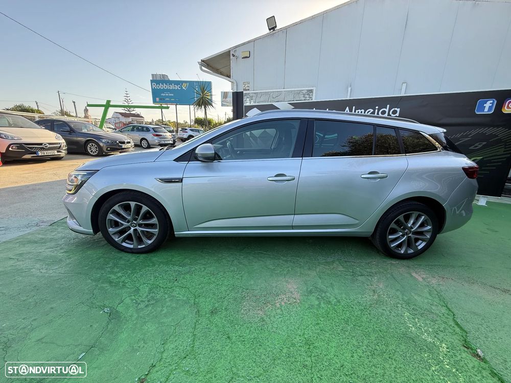 Renault Mégane Sport Tourer 1.5 Blue dCi GT Line - 4