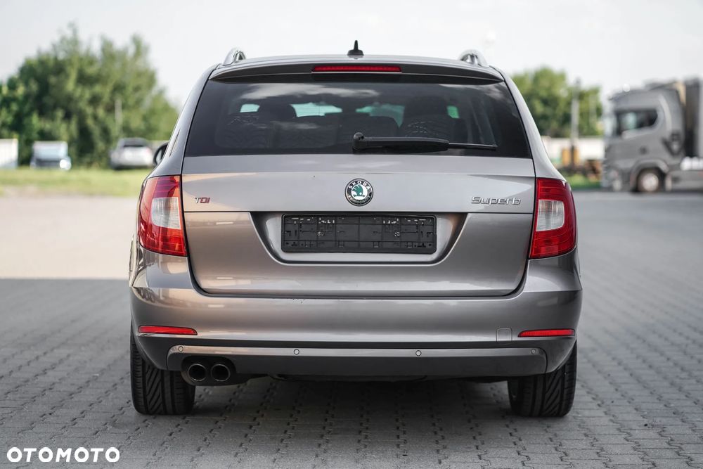 Skoda Superb 2.0 TDI Comfort - 2