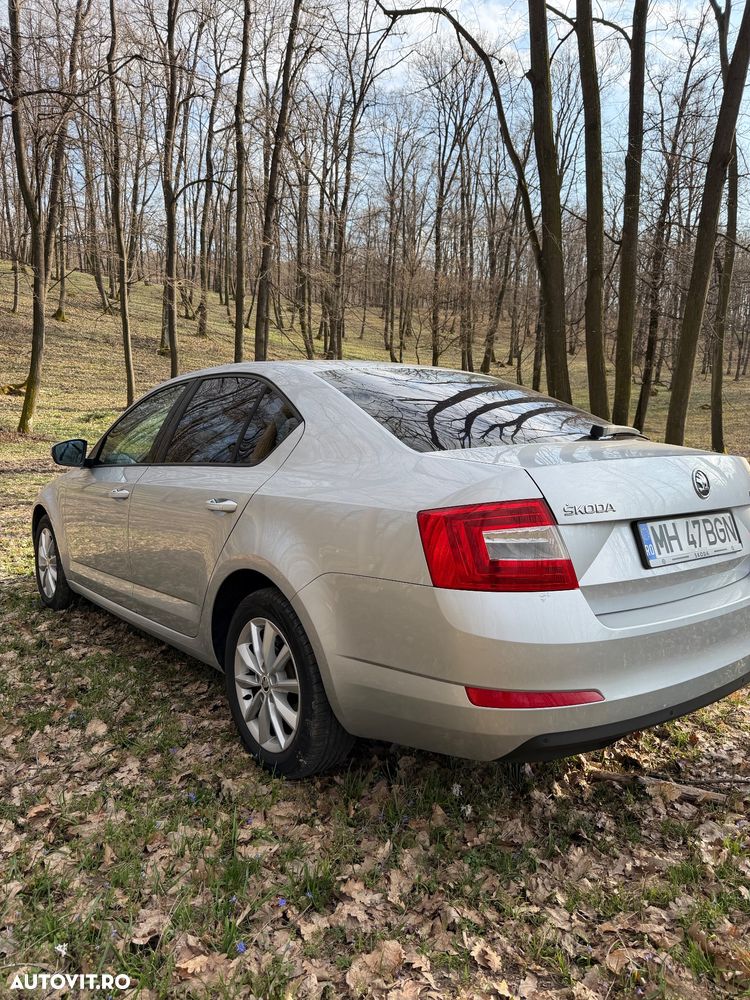 Skoda Octavia 2.0 TDI Tour - 5