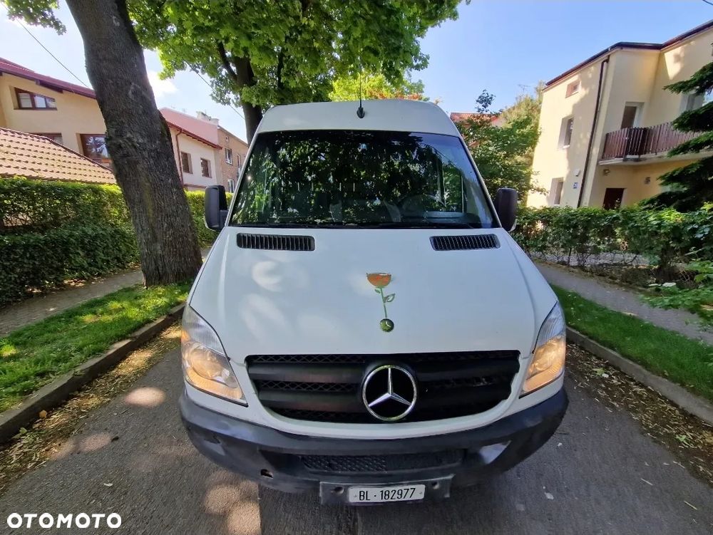 Mercedes-Benz Sprinter - 5