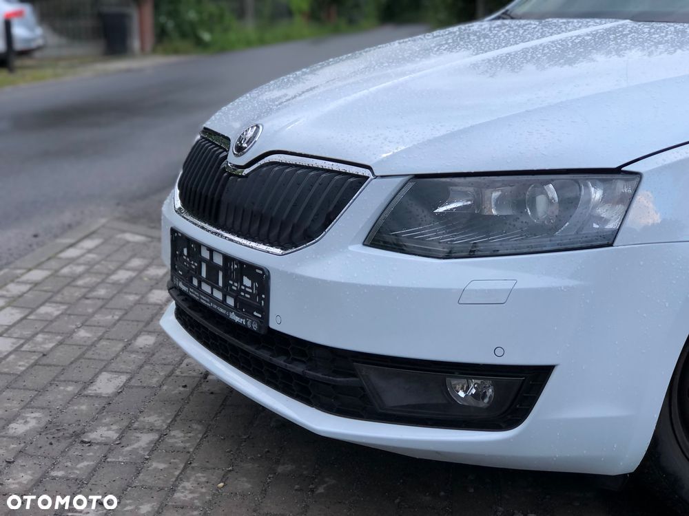 Skoda Octavia 1.4 TSI Joy DSG - 4