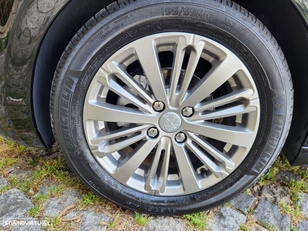 Peugeot 208 1.5 BlueHDi Signature - 7
