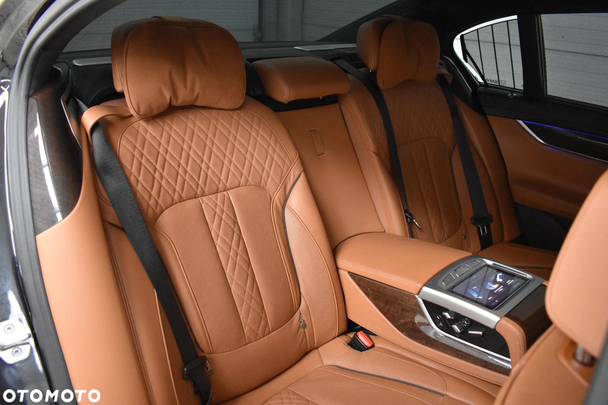 BMW Seria 7 740e iPerformance - 8