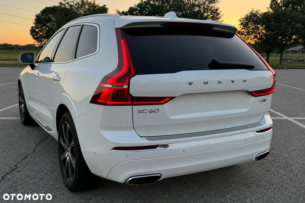 Volvo XC 60 T5 AWD Geartronic Inscription - 2