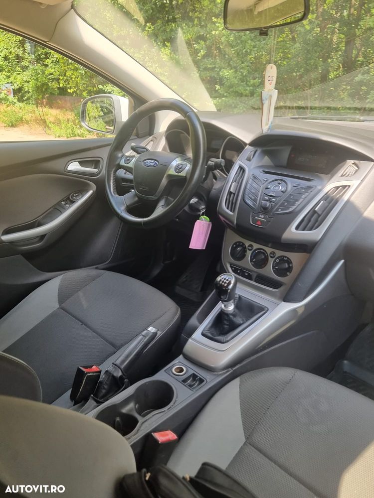 Ford Focus 1.6 TDCI DPF Trend - 23