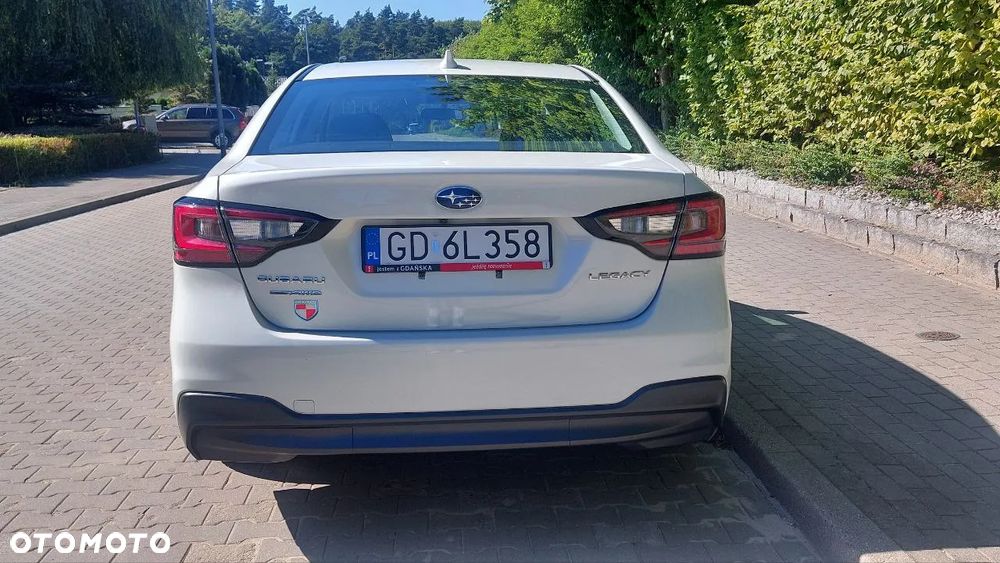 Subaru Legacy - 19